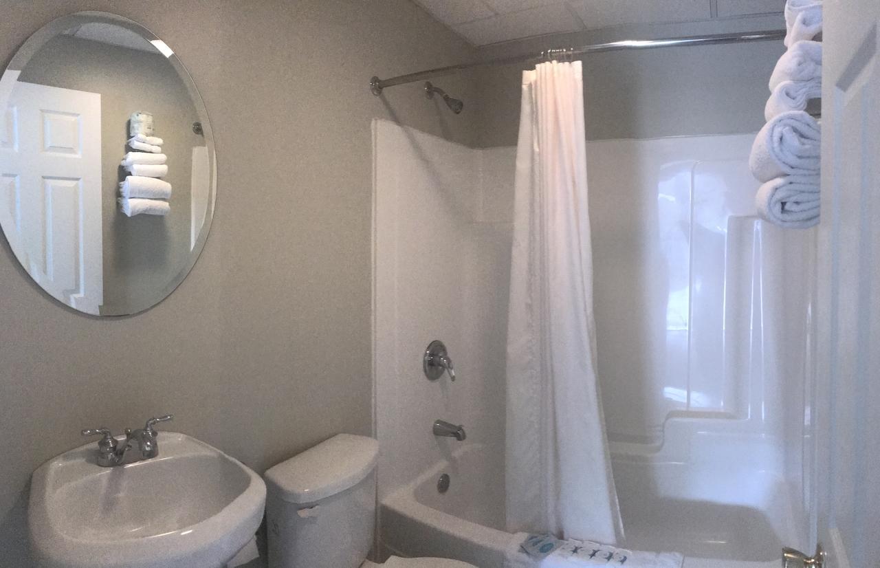 Economy Inn Alfred Екстериор снимка
